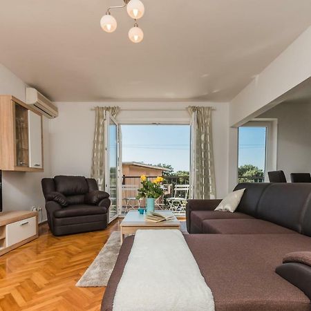 Apartment Marty Цриквеница Экстерьер фото